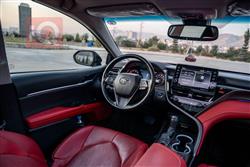 تۆیۆتا کامری